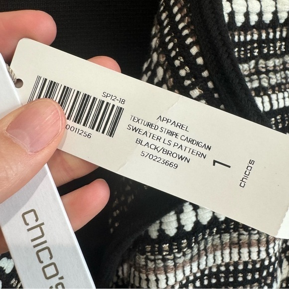 NWT Chico's Women's M Textured Striped Cardigan Sweater Blazer Button Boho - Picture 5 of 9